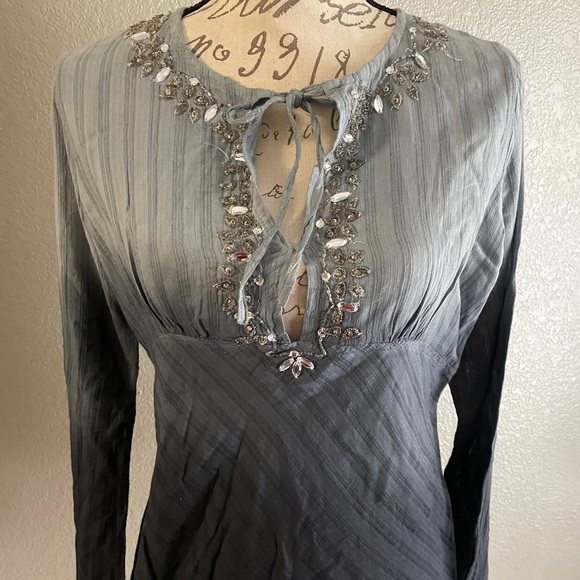 Antilia Femme Tops - NWT Antilia Femme embellished cotton ombré blouse
